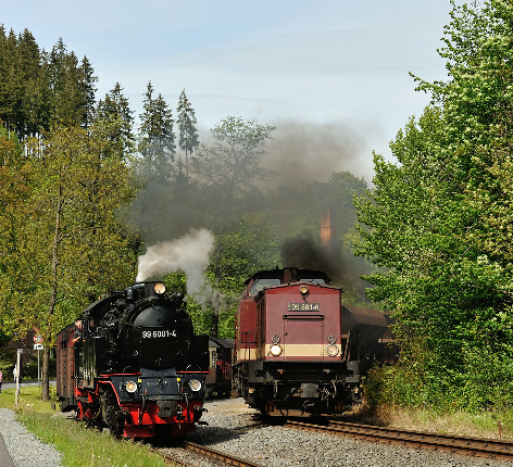 Dampflok 99 6001 und Diesellok